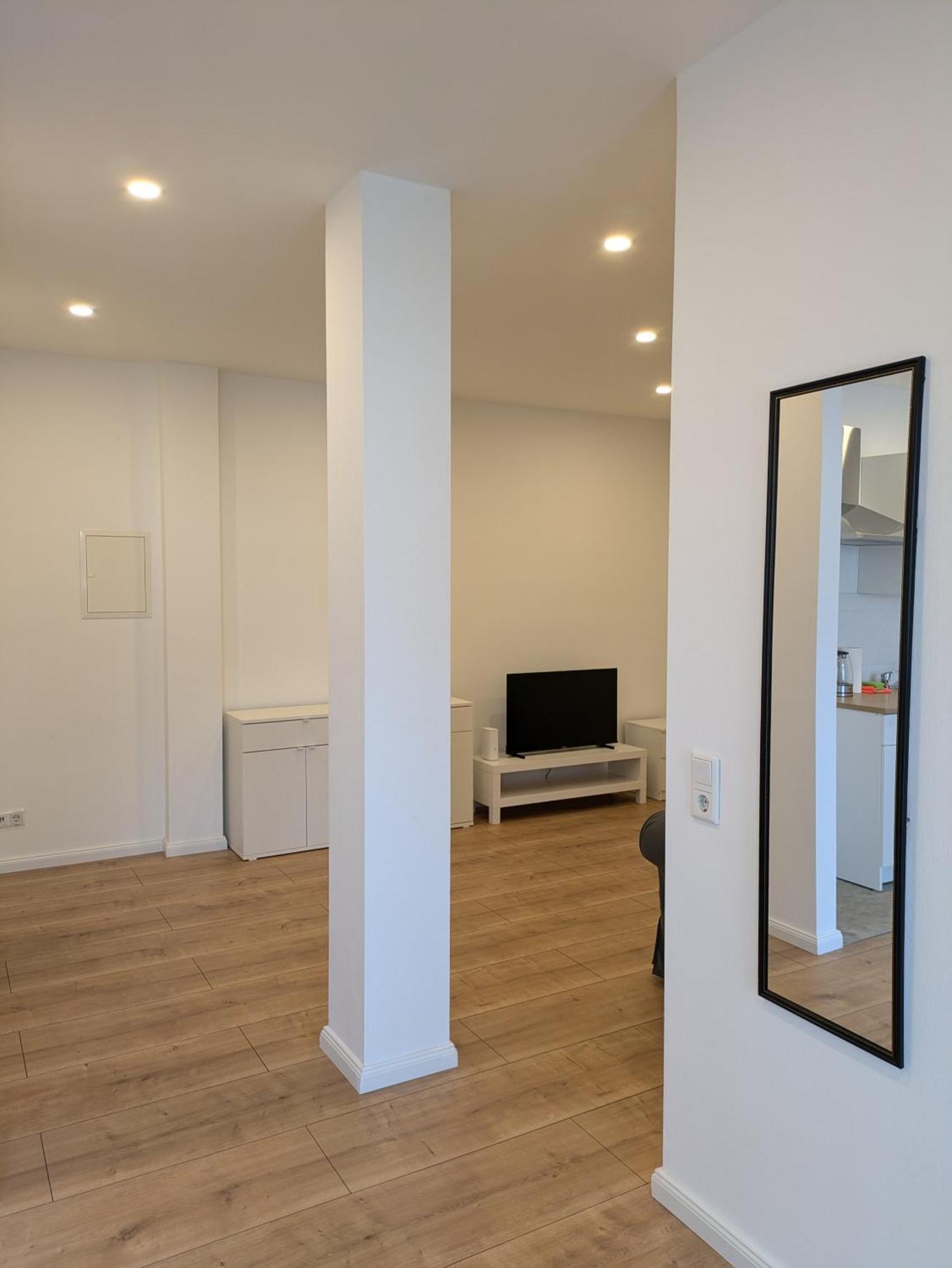 Interaktiv Appartements In Ratingen - Duesseldorferstrasse Exterior foto